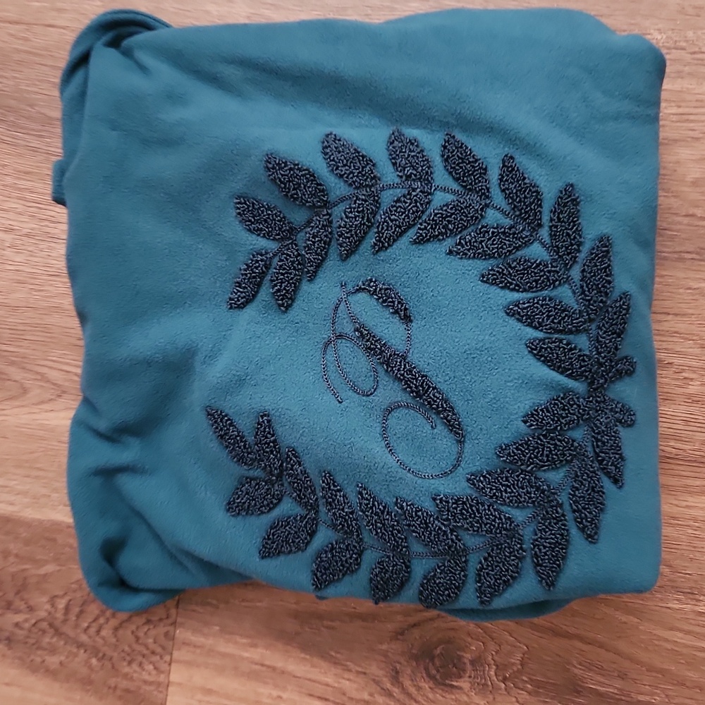 PINK 💚Victoria's Secret Forrest Green Hoodie and Shorts Set - Picture 9 of 9